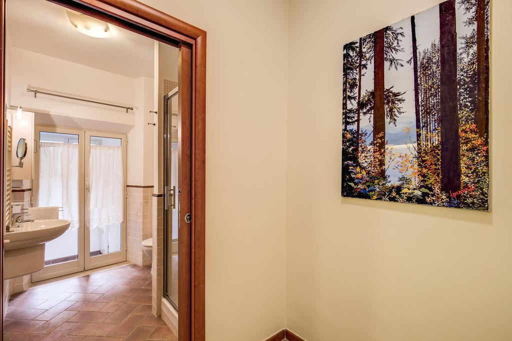 Appartamento Via Del Monte Della Farina Рим Экстерьер фото